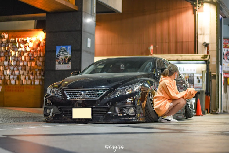 ばんみさんが投稿したキャンギャル・キャンギャル風撮影・目指せPickUpCars・マークXに関するカスタム事例の投稿画像1枚目