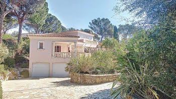 villa à Saint-raphael (83)