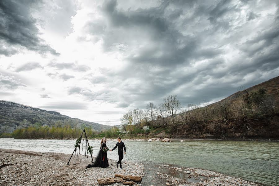 Fotografo di matrimoni Yuliya Dubovickaya (dubov1987). Foto del 3 maggio 2021