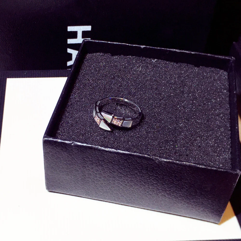 Title 4, Bague géométrique tendance pour femmes, avec mo...