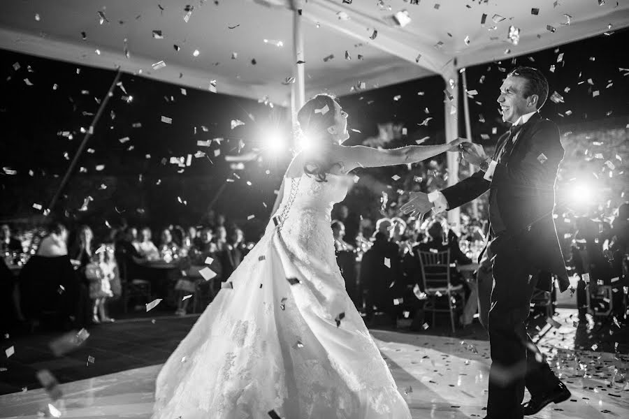 結婚式の写真家Salvador De Pavía (depavia)。2016 6月3日の写真