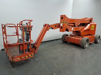 Picture of a JLG M450AJ