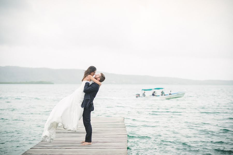 Fotografo di matrimoni Hector Salinas (hectorsalinas). Foto del 11 maggio 2016