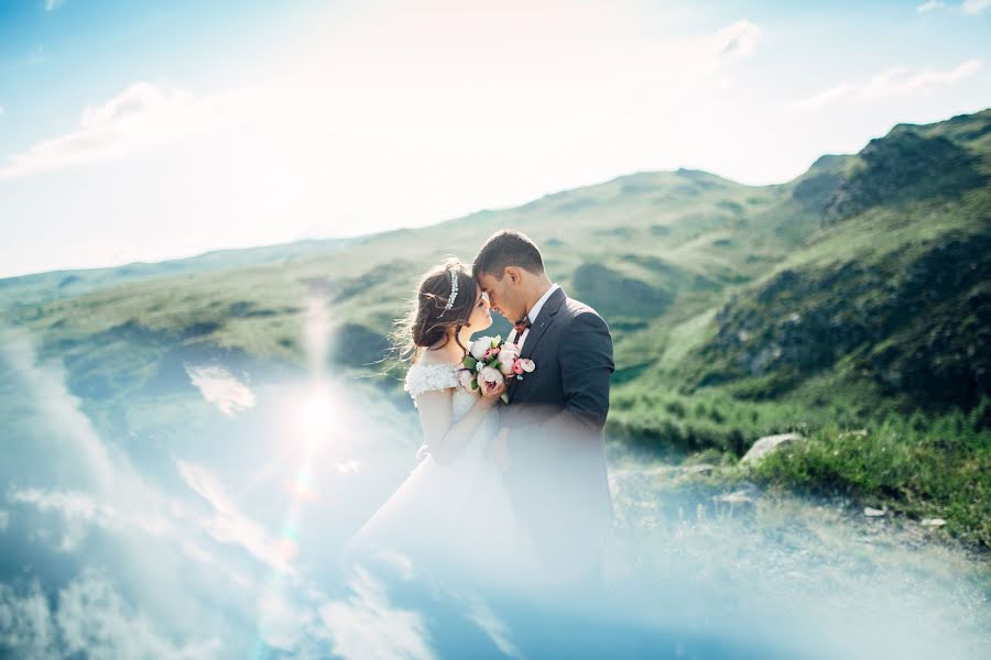 Wedding photographer Chingis Duanbekov (chingisduanbeko). Photo of 16 August 2017