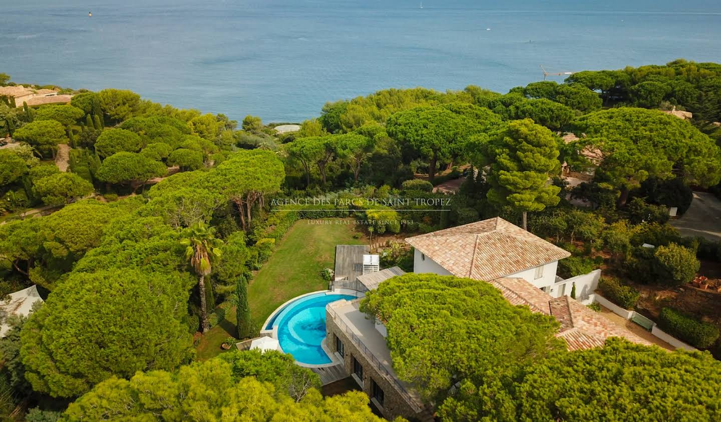 Villa with pool and garden Saint-Tropez