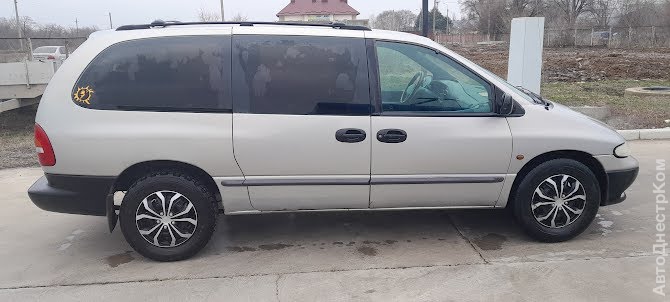 продам авто Chrysler Grand Voyager Grand Voyager II фото 3