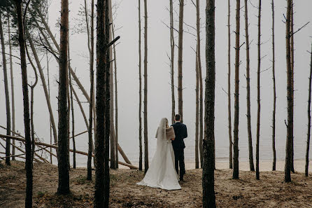 結婚式の写真家Edgars Kalniņš (edgarskalnins)。2022 2月16日の写真