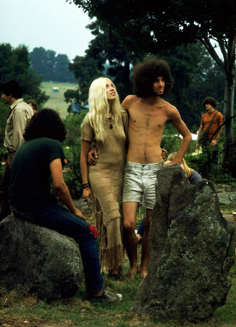 Photos of Life at Woodstock 1969 (10)