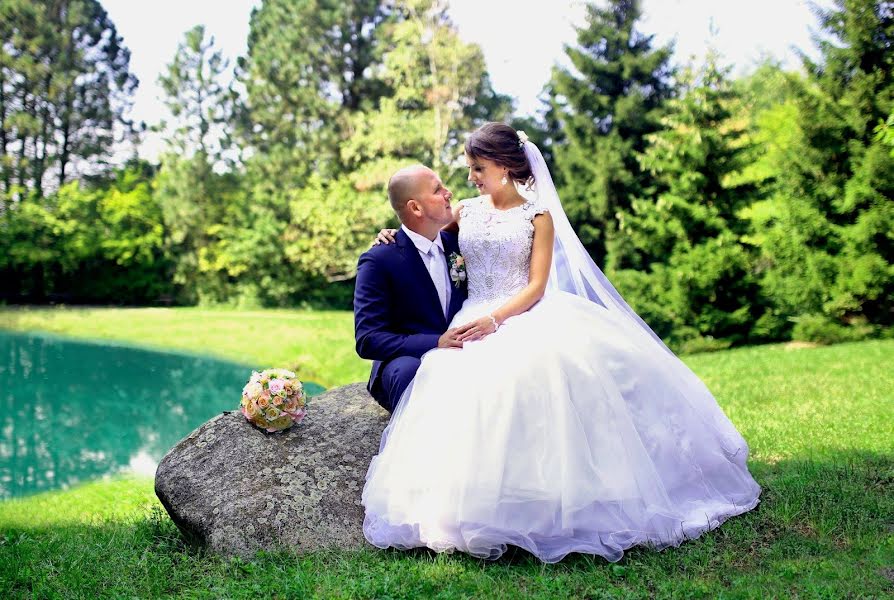 Wedding photographer František Tóth (tothfrantisek). Photo of 16 April 2019