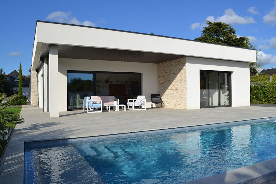 Vente maison 6 pièces 177 m² à Chatellerault (86100), 880 000 €