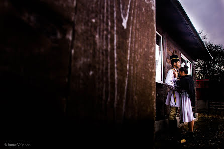 Fotógrafo de casamento Ionut Vaidean (vaidean). Foto de 11 de janeiro 2018