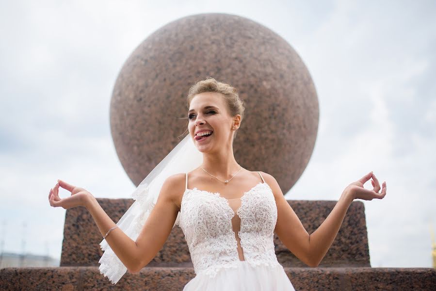 Wedding photographer Artem Grinev (greenev). Photo of 28 February 2019