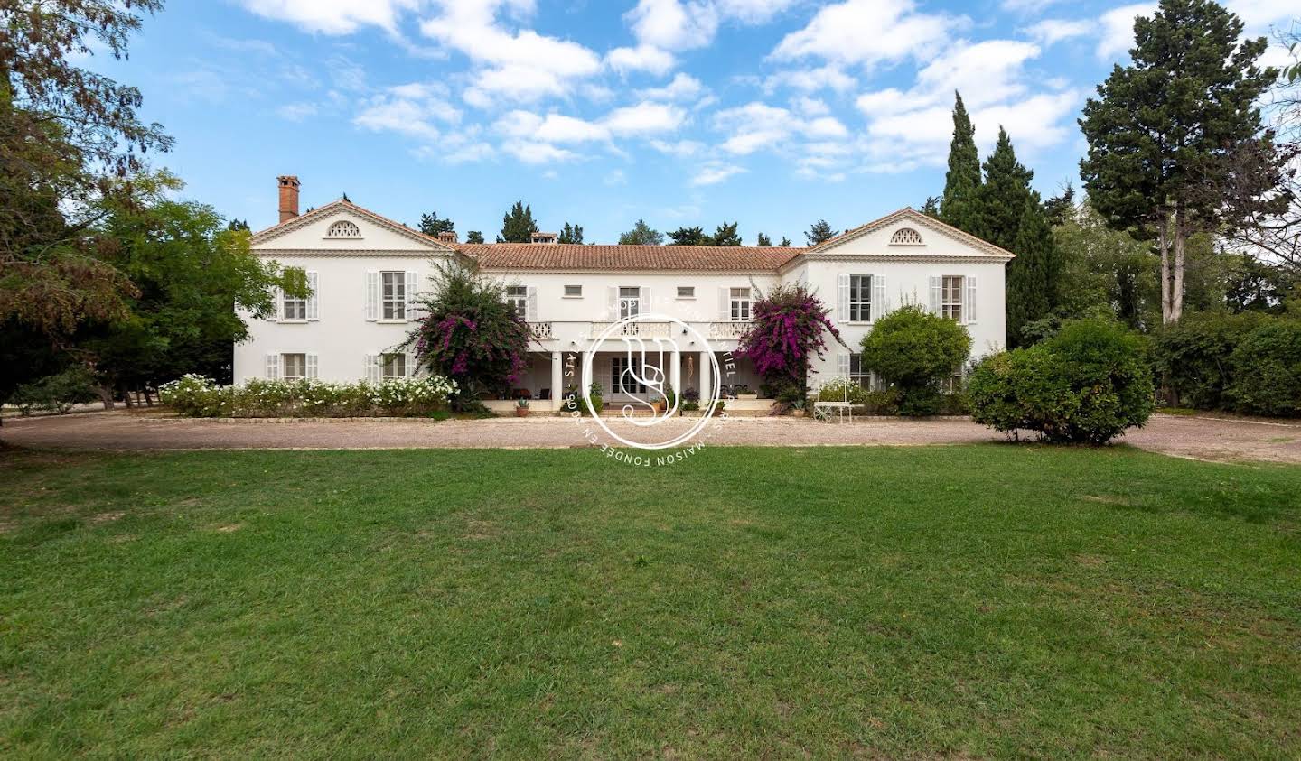 Maison avec piscine Arles