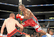 Thabiso 'The Rock' Mchunu defeats Daniel 'Tshwane Tornado' Venter. 