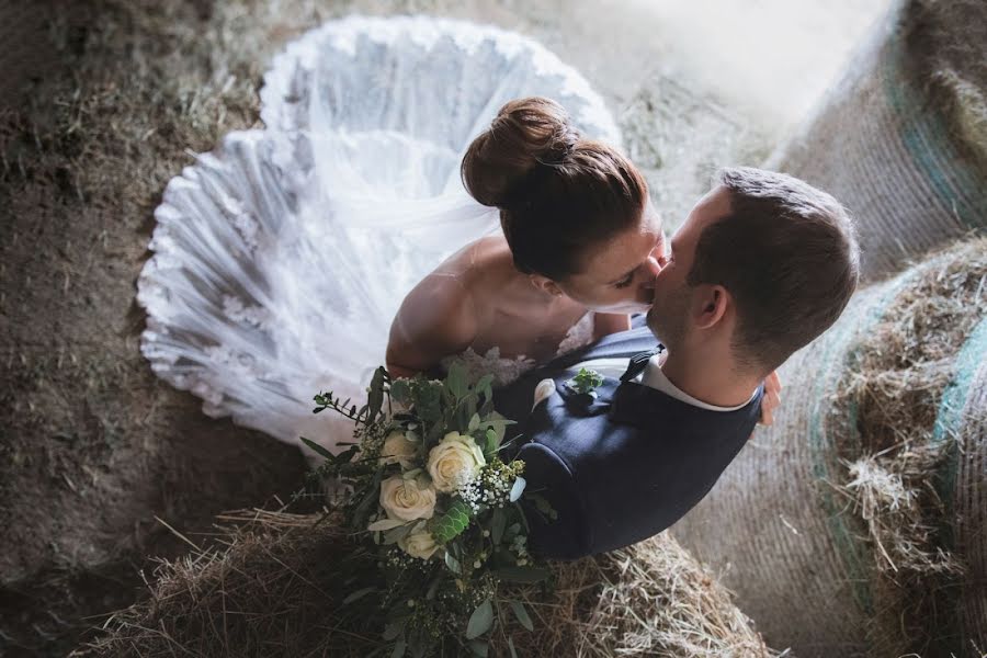 Fotografo di matrimoni Joschija Bauer (jbhochzeitsfoto). Foto del 21 marzo 2019