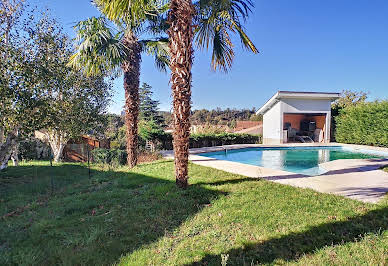 Villa with pool and terrace 4