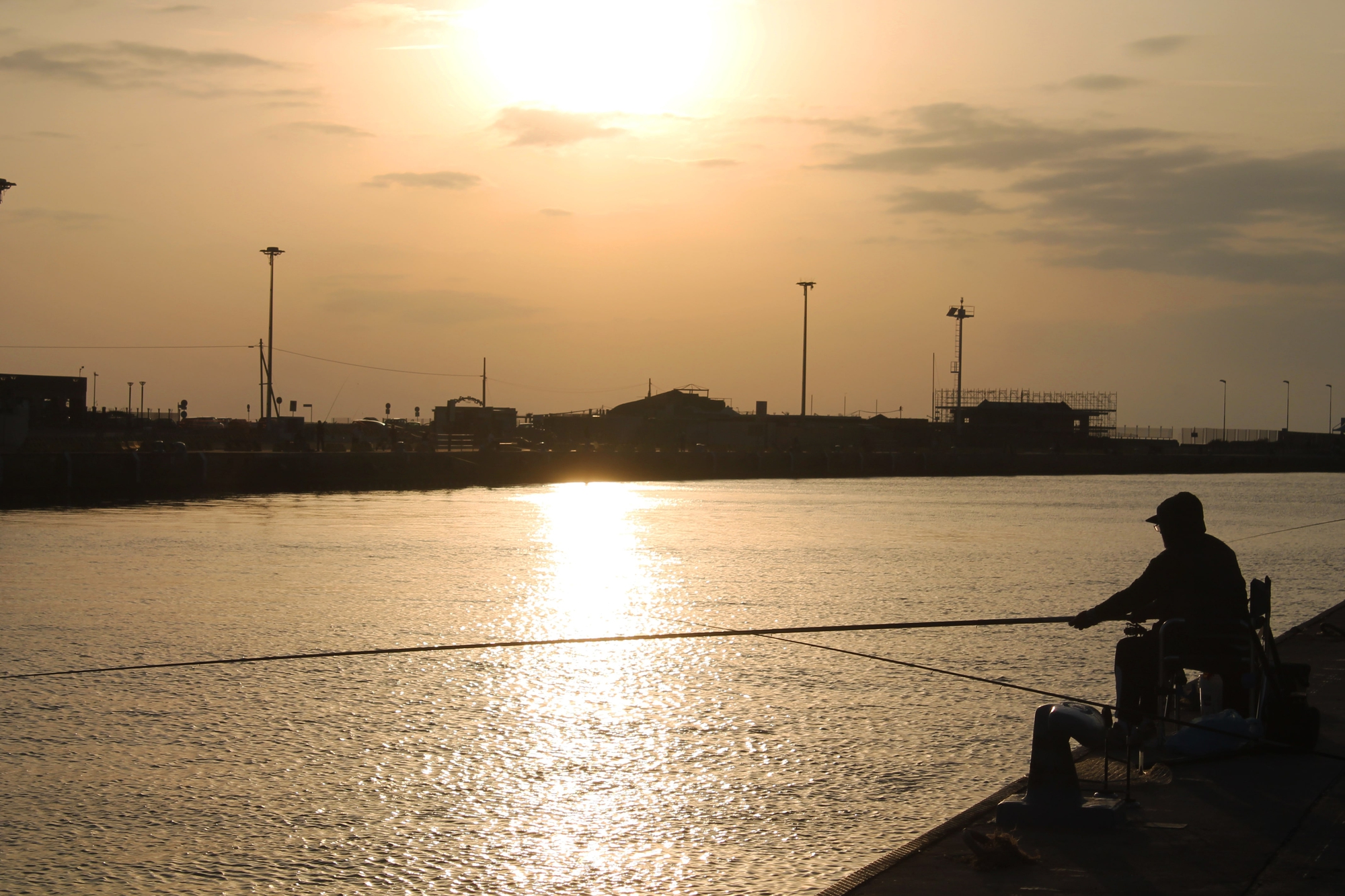 Pescatore al tramonto di michy92