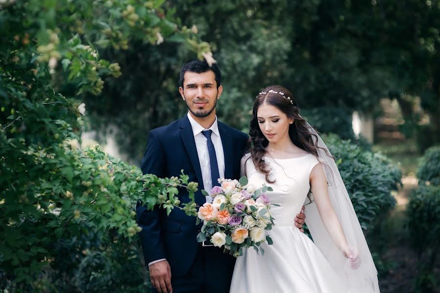 Fotógrafo de casamento Aysha Bazhaeva (bajaeva). Foto de 25 de agosto 2016