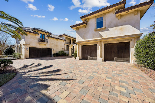 Maison avec piscine 3