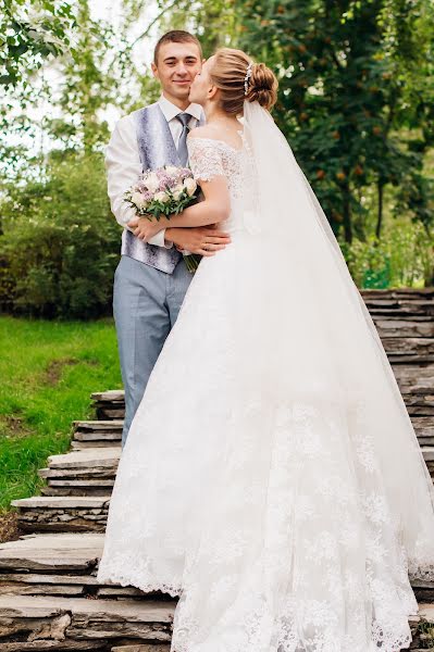 Fotógrafo de casamento Anna Ganieva (ganieva). Foto de 1 de abril 2019