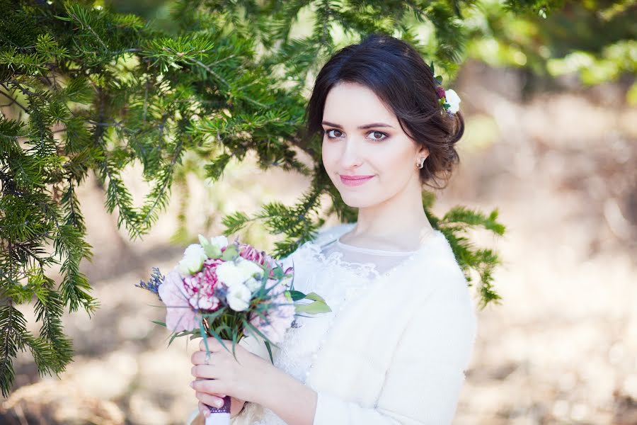 Fotógrafo de casamento Natasha Rezcova (natarezphoto). Foto de 17 de abril 2016