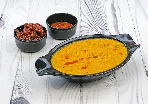 Dal Khichdi With Baby Corn Manchurian Combo