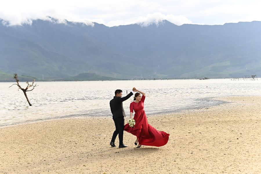 Wedding photographer Loi Vo (wowstudio). Photo of 1 May 2022