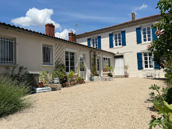 maison à Vouillé-les-Marais (85)