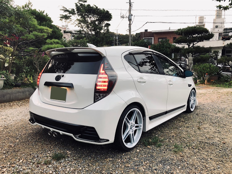 アクアの沖縄・洗車・ラバースプレー塗装に関するカスタム事例の投稿画像2枚目