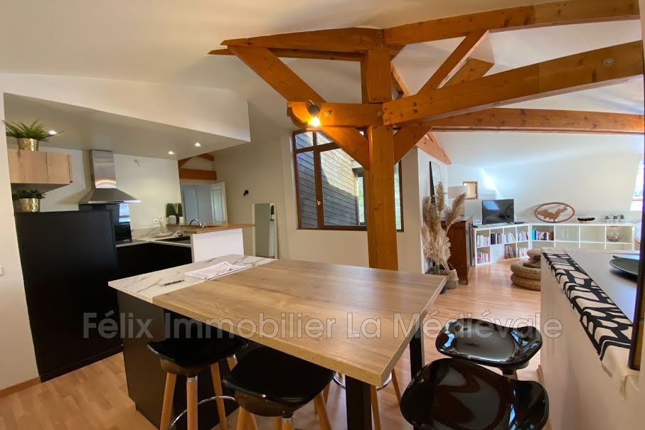 Vente appartement 4 pièces 75 m² à Sarlat-la-caneda (24200), 200 000 €