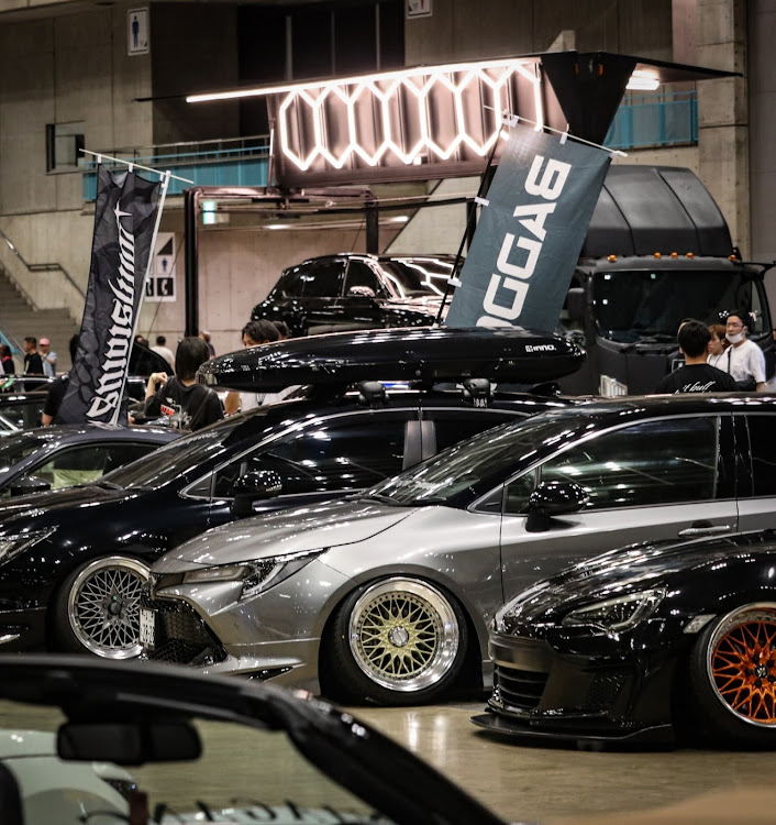 カローラスポーツのA‐MESSE・メッシュホイール・シェブロンレーシングM2に関するカスタム事例の投稿画像1枚目