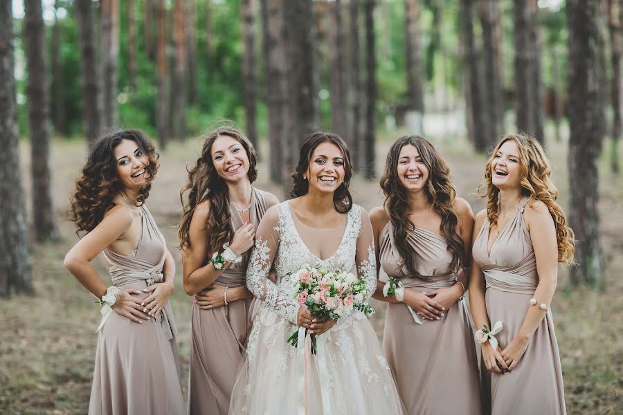 Fotógrafo de casamento Kseniya Zolotukhina (ksenia-photo). Foto de 21 de novembro 2016