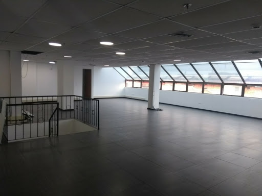 Edificio En Arriendo - Lago Gaitan, Bogota
