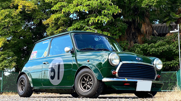 ミニの車種名エンブレムは有り派・エンブレムあり派に関するカスタム事例の投稿画像3枚目