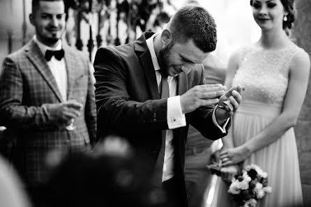 Fotógrafo de casamento Mihai Ruja (mrvisuals). Foto de 21 de setembro 2016