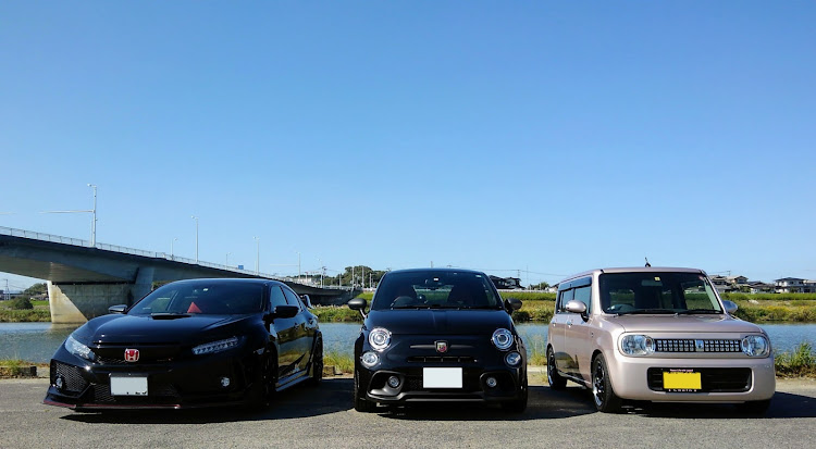 シビックタイプRの兄車購入納車・プチオフ会🏁・アバルト595コンペティツィオーネ・シビックタイプR FK8・りっつ🐰さん誕生日に関するカスタム事例の投稿画像1枚目