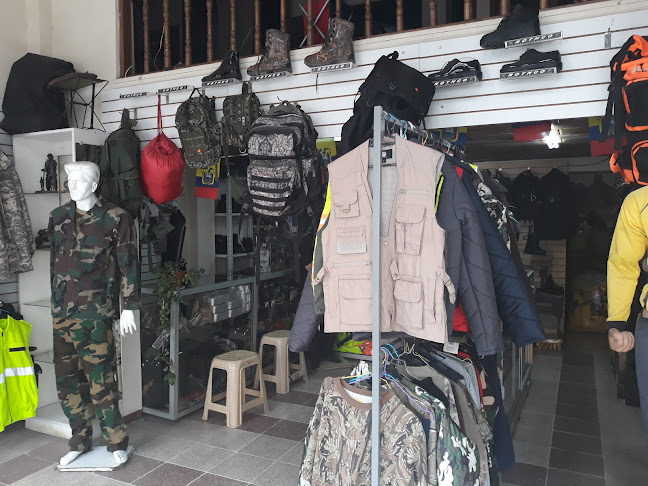 Opiniones de creaciones militares en Cuenca - Tienda de ropa