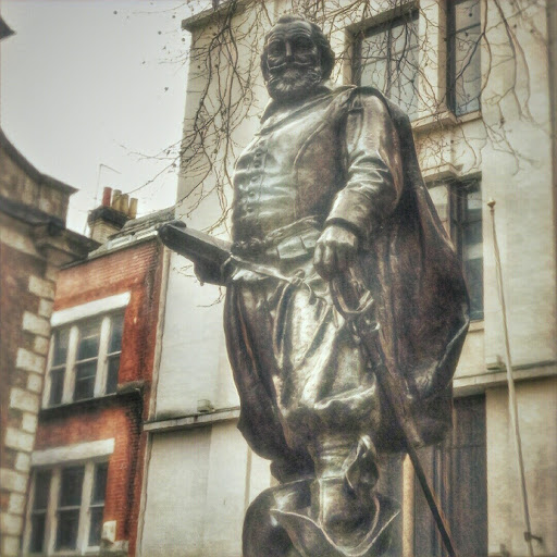 Captain John Smith Statue