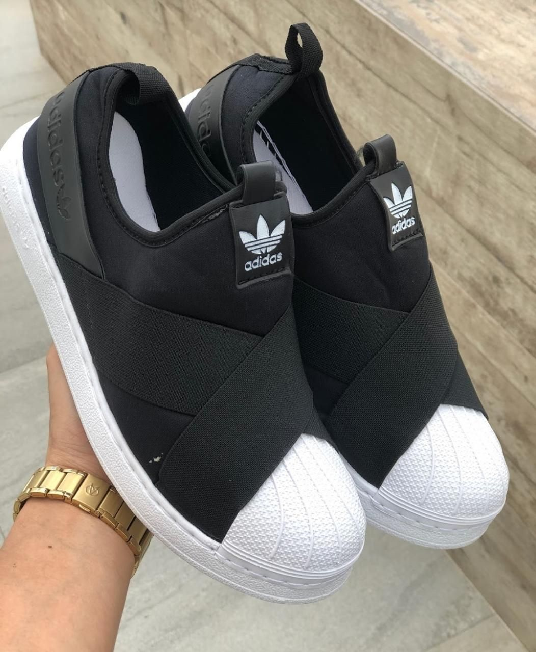 adidas rasteiro preto