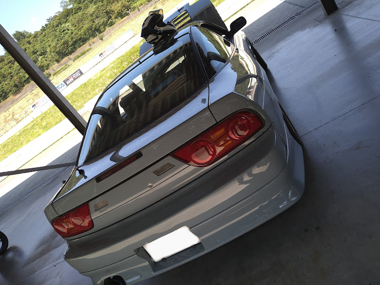 180SXの180sx・s13・s15・富士スピードウェイ・ドリフトに関するカスタム事例の投稿画像1枚目