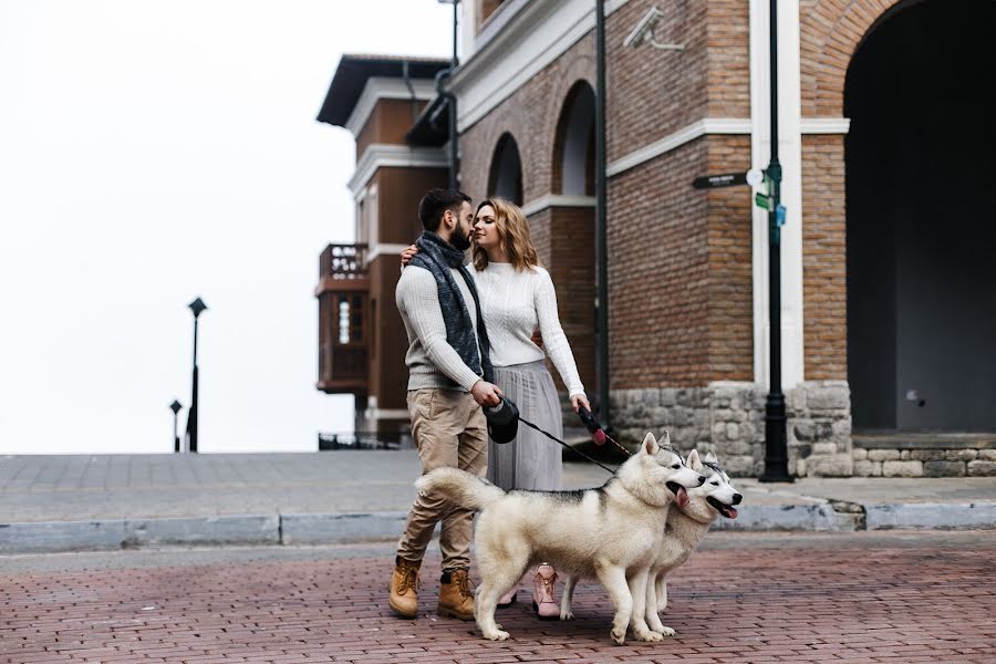 Fotografo di matrimoni Viktoriya Kompaniec (kompanyasha). Foto del 13 gennaio 2019