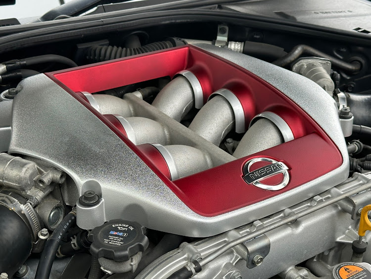 NISSAN GT-Rのとくもんさんが投稿したカスタム事例の投稿画像1枚目