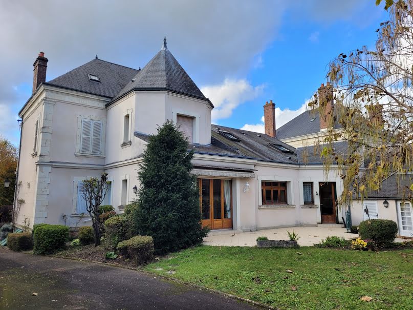 Vente maison 8 pièces 283 m² à Nogent-le-Rotrou (28400), 470 000 €