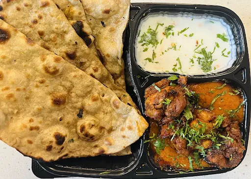 Chicken Tikka Masala And Tandoor Roti Combo