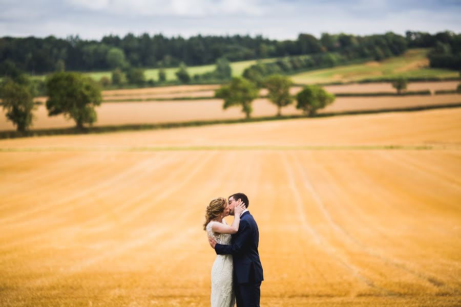 Wedding photographer Aaron Storry (aaron). Photo of 8 November 2016