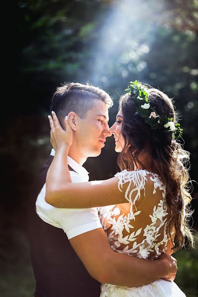 Fotógrafo de bodas Alena Rumyanceva (binary). Foto del 1 de septiembre 2017