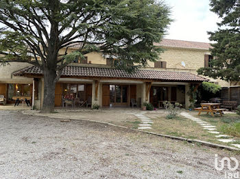 maison à Carpentras (84)