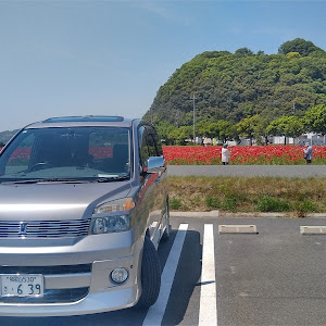 ヴォクシー AZR60G