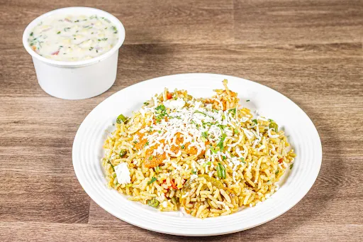 Veg Pulao With Raita