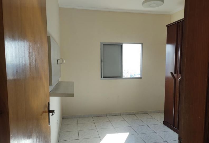 Apartamentos à venda Baeta Neves